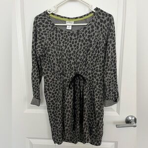 Motherhood Maternity NWOT Leopard Top Small